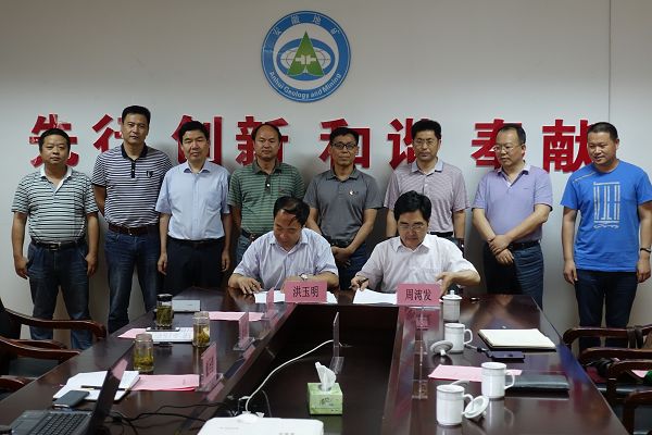 十大买球平台排行榜班子赴铜陵教学实践基地单位调研并慰问实习师生
