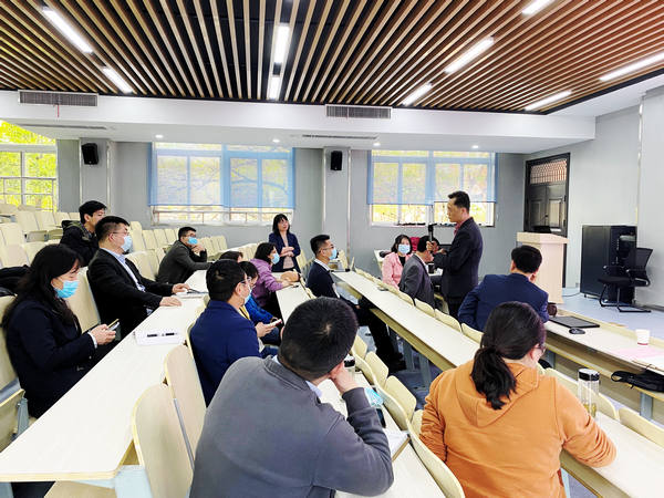 十大买球平台排行榜举办科研项目和科学技术奖申报经验交流会